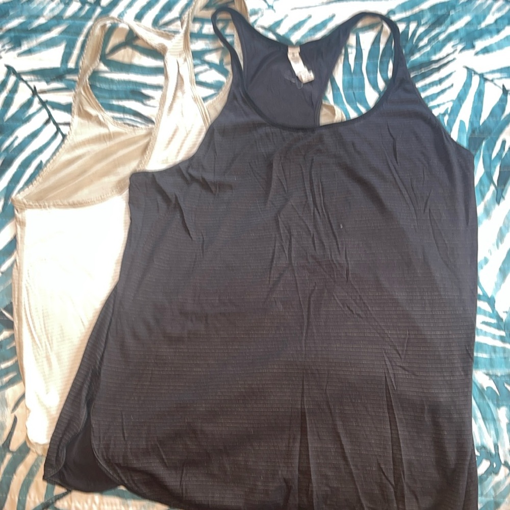 2 Lululemon tank tops.